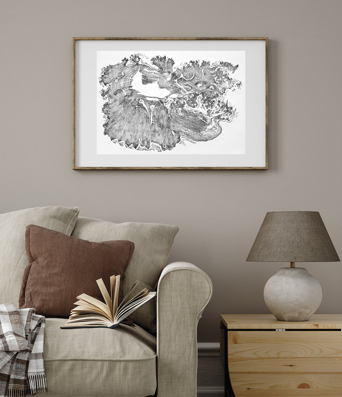 Shona Branigan Tree Ring Print Airport Elm